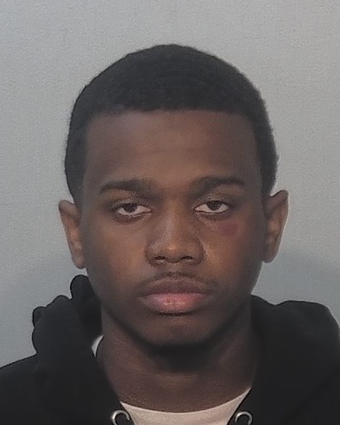 Mugshot of Omarion Ennols