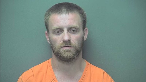 Mugshot of Austin R Farris