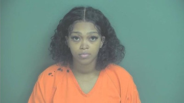 Mugshot of Lonisha Marie Woods