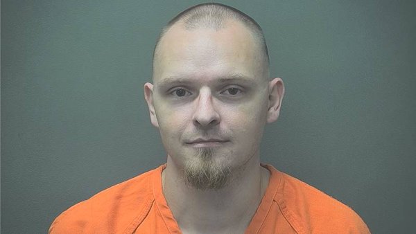 Mugshot of Erin J Warmoth