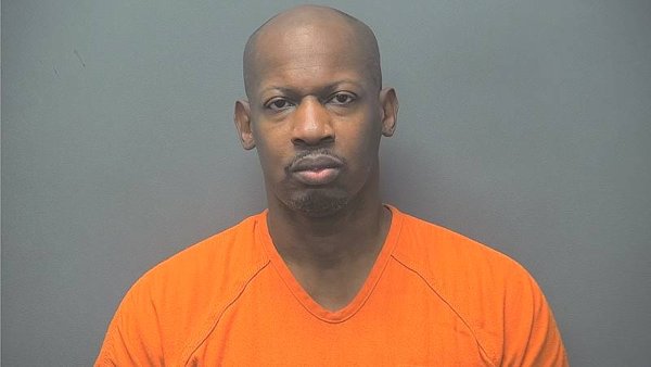 Mugshot of Damont Cameron Maye