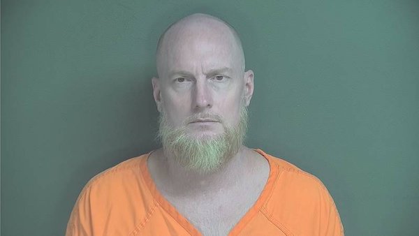 Mugshot of Aaron Stowers