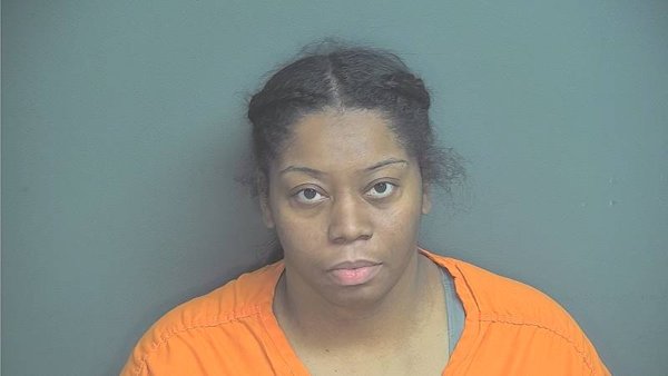 Mugshot of Breiona Lenise Moore