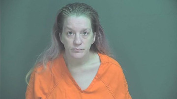Mugshot of Roseanne M Byrkett