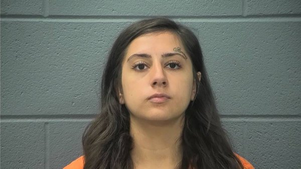 Mugshot of ANGEL ANYSSA ALVAREZ