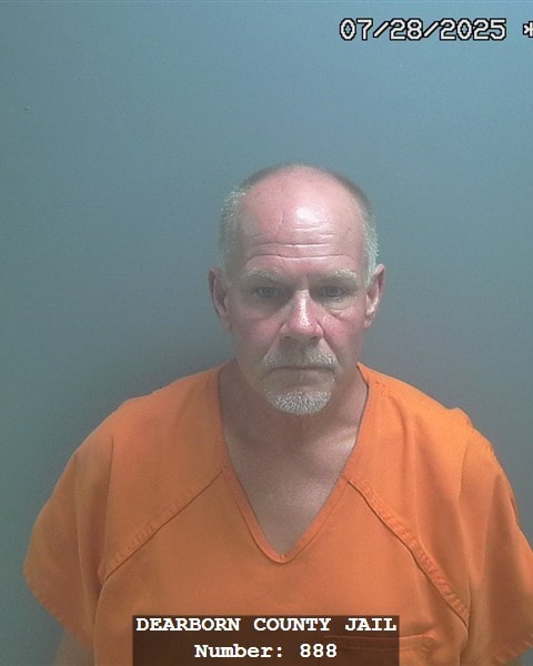 Mugshot of ROGER ANTHONY MOLLAUN