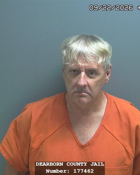 Mugshot of ARRON E HEAD
