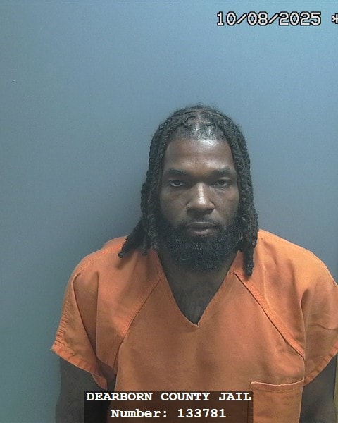 Mugshot of TROY LEE THOMAS