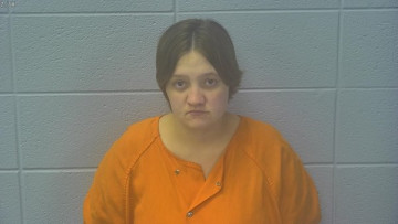 Mugshot of DESIREE MARIE WAGNER