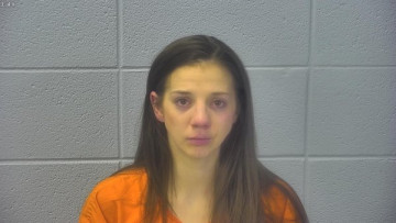 Mugshot of KAYLIN MARIE MCKINNEY
