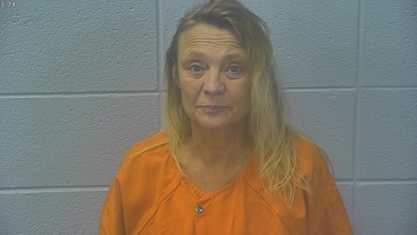 Mugshot of TRACIE LYNN HAUSDORFER