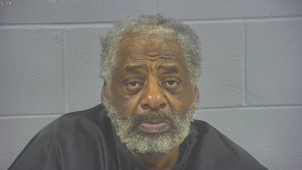 Mugshot of MICHAEL DEAN LEAVELL