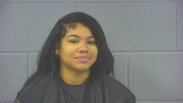 Mugshot of DEYONCE UNIQUE HUNT
