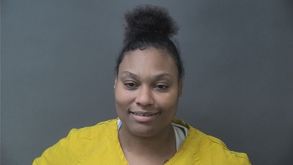 Mugshot of SHANIQUA S MOORE