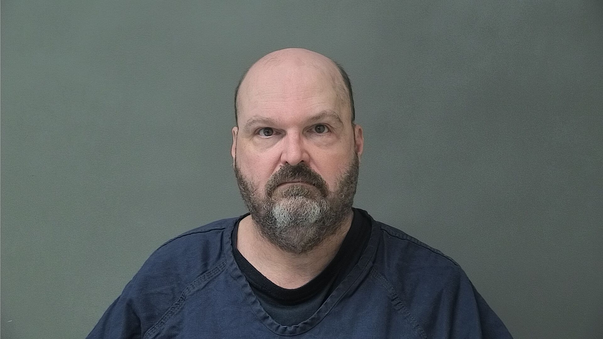 Mugshot of JAMES IRVIN Jr HAMPTON