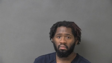 Mugshot of SETH T HAMILTON