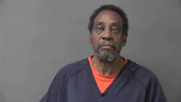 Mugshot of THOMAS NMI BOGUS