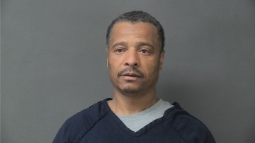 Mugshot of KEESHUM ADARYLLA COX