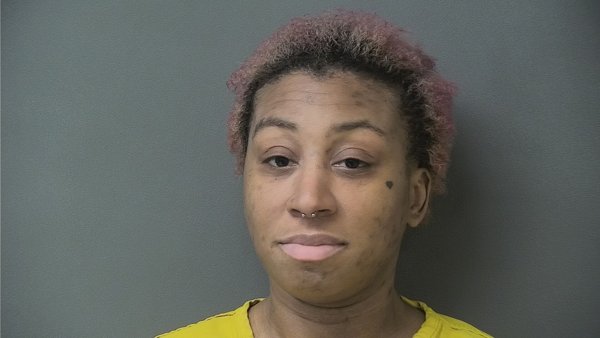 Mugshot of EBONY MONIQUE DUNN-BEY