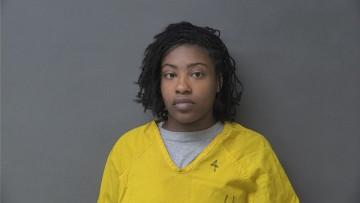 Mugshot of DUNISHA OLIVIA PINNER