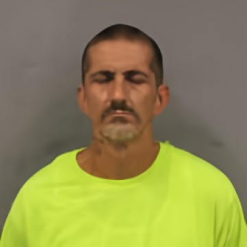 Mugshot of MICKLE L LOGSDON