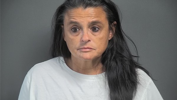 Mugshot of CARMEN LYNN MESSENGER