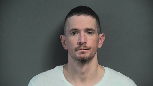 Mugshot of DWIGHT THOMAS V ROBERTSON