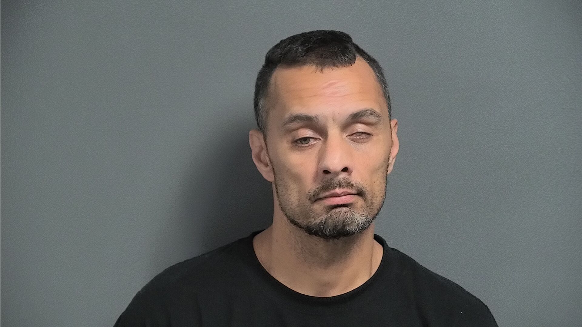 Mugshot of DEREK N KURTZ