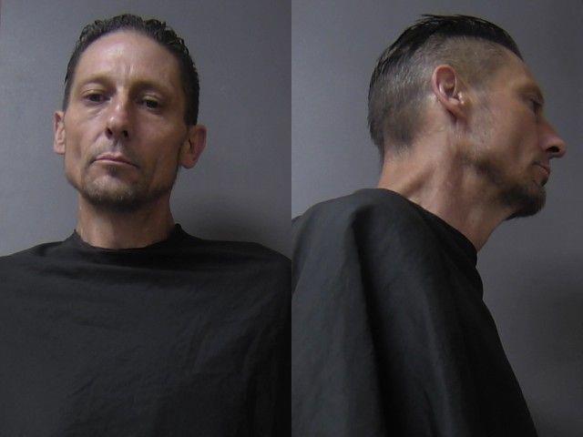 Mugshot of Aaron Ray Dillon