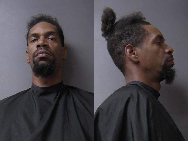 Mugshot of Xavier Dewyne Bigsbee