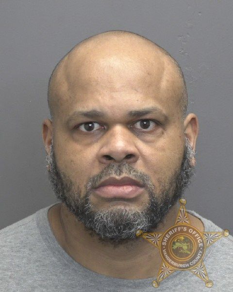 Mugshot of DONNIE JEROME GARNETT