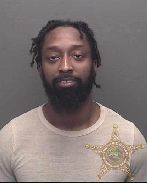 Mugshot of ELIJAH JESSE ROBERTS