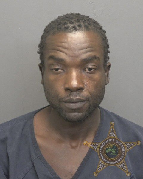 Mugshot of DEE ST JUSTE