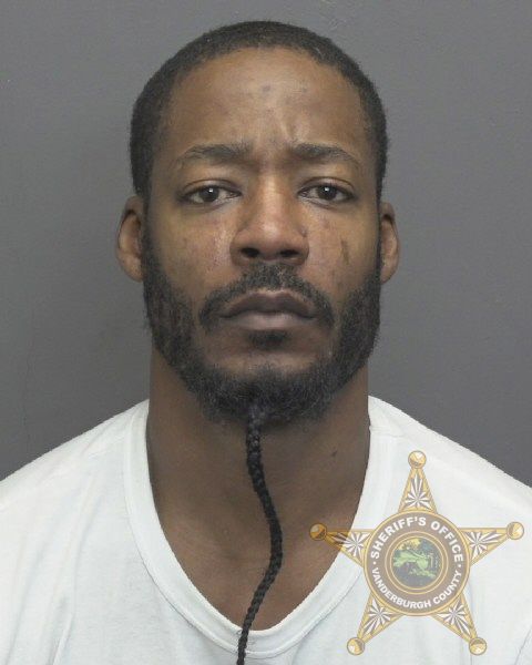 Mugshot of ROLANDO VONTE LYNCH
