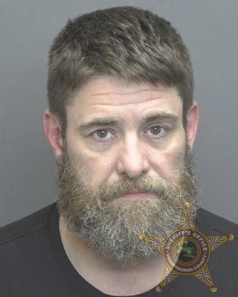 Mugshot of MICHAEL DAVID MAGGARD II