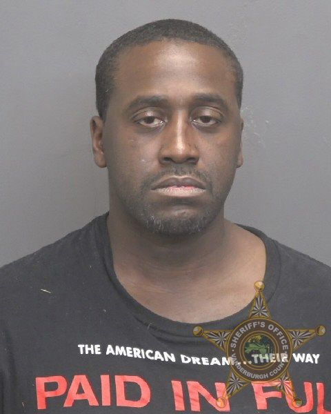 Mugshot of LORENZO VALENTINO FIELDS
