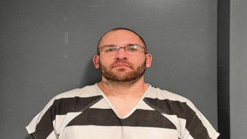 Mugshot of BRANDON LEE FOX