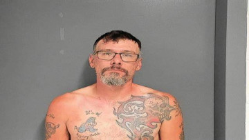 Mugshot of WILLIAM B ROBINSON