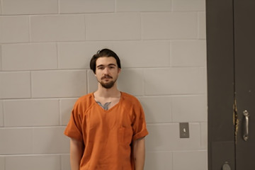 Mugshot of CHANDLER L LAWRENCE