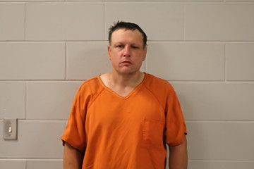 Mugshot of MATTHEW J VIOLETT