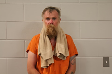 Mugshot of CHRISTIAN L GIER