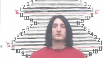 Mugshot of Adan Johnathon Holguin