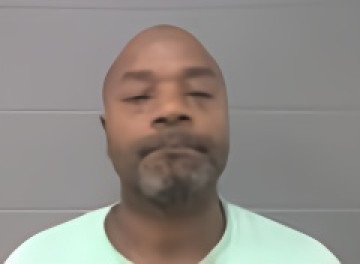 Mugshot of ANTONIO ALONZIA E PARIS