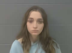 Mugshot of MAKAYLA SHAWN EMERSON