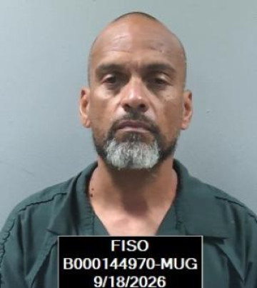 Mugshot of Hector Ricardo Estien-Vale