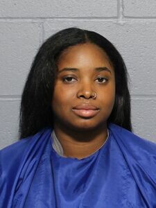 Mugshot of SHAQUILLA R SMITH