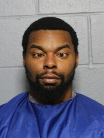 Mugshot of LEONARD A ROACH
