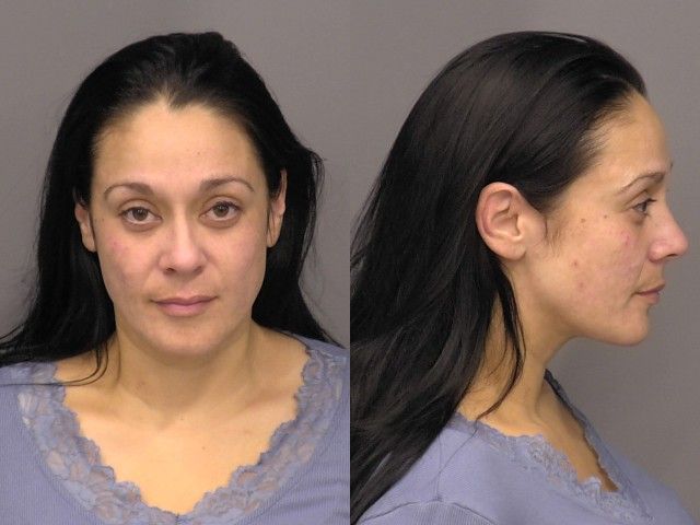 Mugshot of Alesha Valentina Martinez Reavis