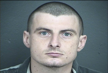 Mugshot of DONALD CALVIN JR MASKRID