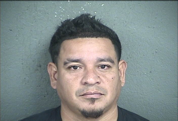Mugshot of ALBERTO JOSUE VASQUEZ-GONZALEZ